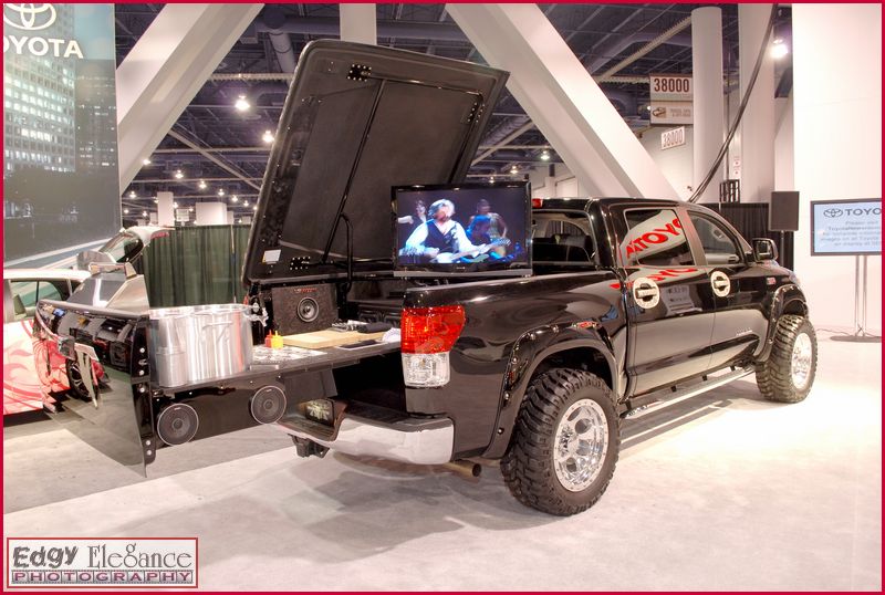 sema-2009-nikon-311.jpg